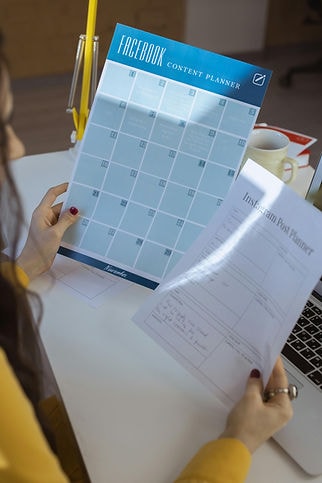 Social media scheduling calendar
