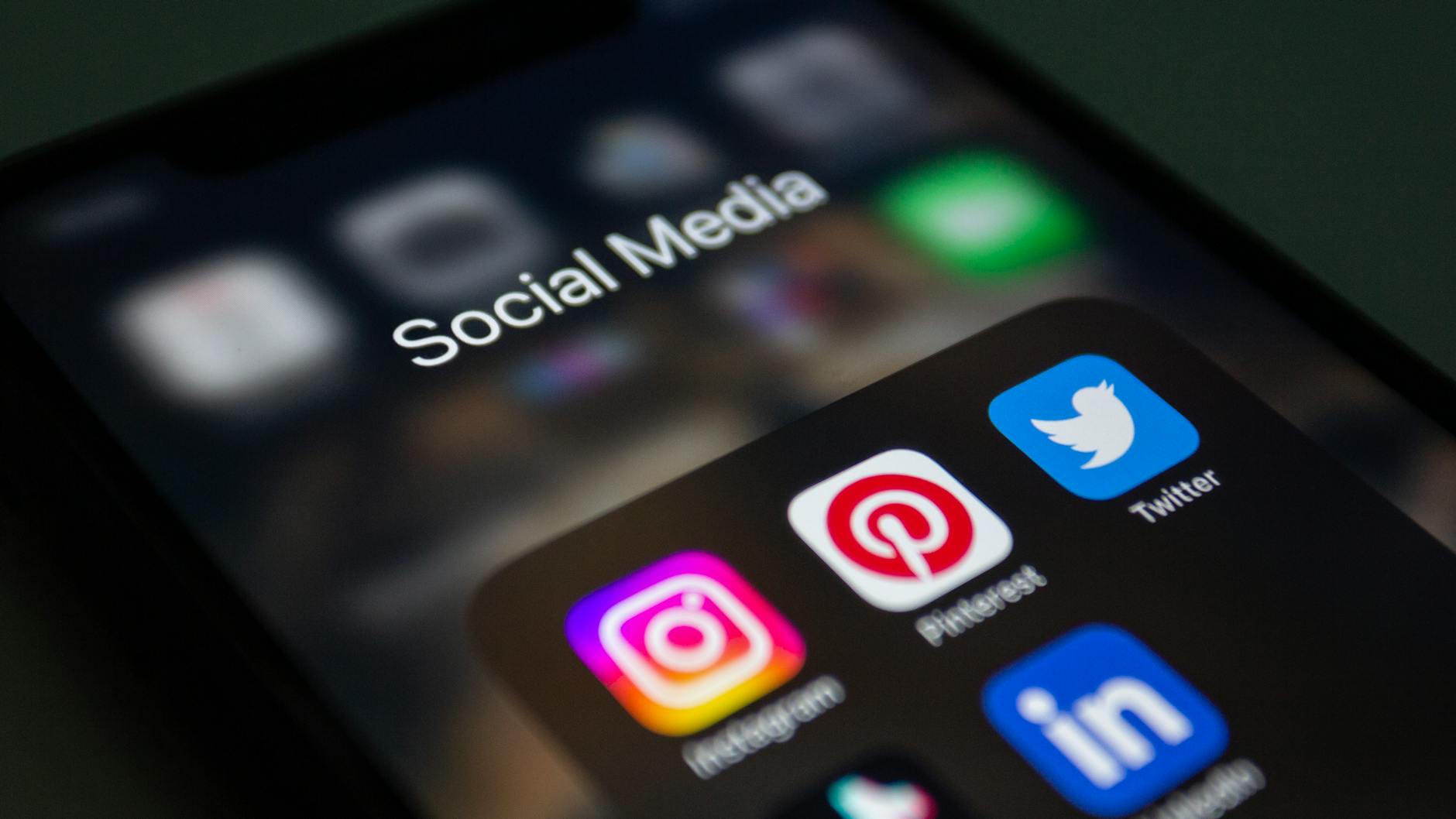 Smartphone screen displaying social media apps