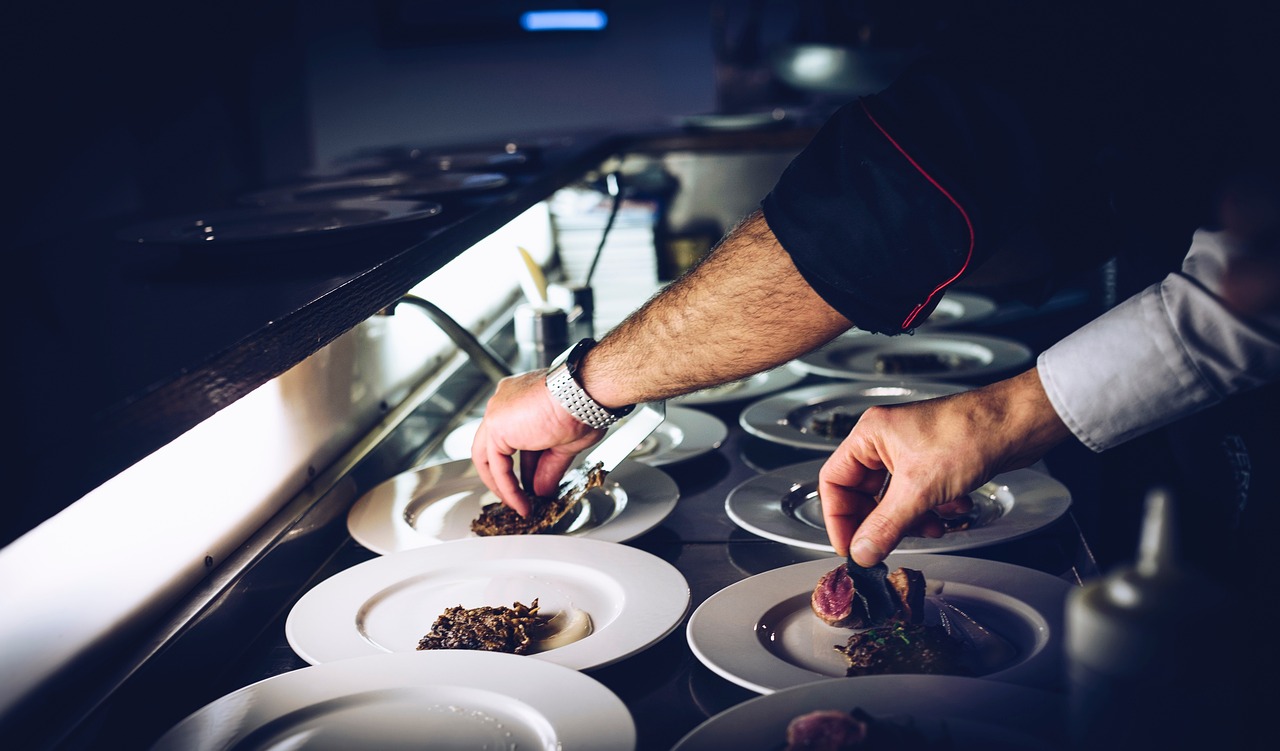 chef cook plate